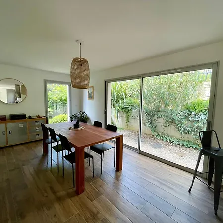 Contemporaine Jean Saint-Jean (Haute-Garonne)